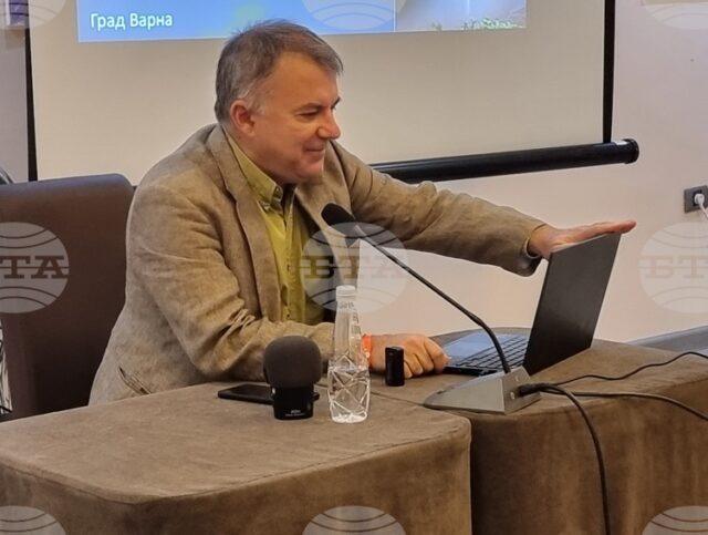 Българите все още виждат в бързите кредити само това, че вземат пари, а не как ще ги връщат, смята председателят на асоциация "Активни потребители"