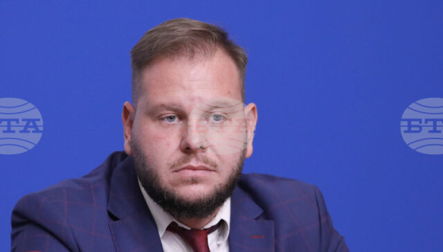 България за последните 10 години е инвестирала около 50 млн. България за последните 10 години е инвестирала около 50 млн. евро в младите хора, каза зам.-министърът на младежта и спорта Петър Младенов