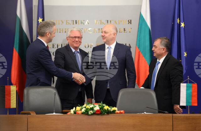 България и „Райнметал“ подписаха споразумение за изграждане на завод за Райнметал договор