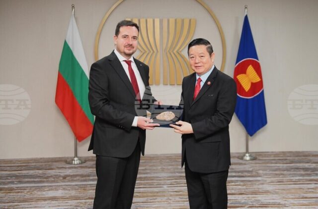 България има желание да започне процес по присъединяване към Договора България има желание да започне процес по присъединяване към Договора за приятелство и сътрудничество на АСЕАН, заяви зам.-министър Николай Павлов