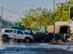 В Камерун задържаха опозиционни фигури преди обявяването на резултатите от президентските избор, най-малко четирима бяха застреляни В Камерун задържаха опозиционни фигури преди обявяването на резултатите от президентските избор, най-малко четирима бяха застреляни