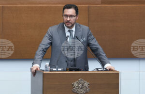 В пет области все още няма пожарни автомобили с вместимост от 8000 литра, обясни вътрешният министър Даниел Митов