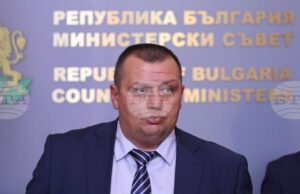 В три области – Бургас, Монтана и Перник, в различни общини има въведено бедствено положение, каза заместник-министър Тони Тодоров