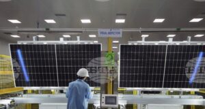 Великобритания обяви мащабна програма за обучение на кадри в сектора на чистата енергия