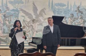 Годишните награди „Добрич“ отличиха изявени личности в културата и науката Годишните награди „Добрич“ отличиха изявени личности в културата и науката