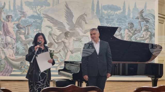 Годишните награди „Добрич“ отличиха изявени личности в културата и науката Годишните награди „Добрич“ отличиха изявени личности в културата и науката