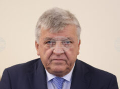Голяма част от реката е застроена, каза министърът на околната среда и водите Манол Генов за бедствието в Елените