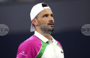 Григор Димитров и французинът Никола Маю отпаднаха в първия кръг на двойки на турнира "Мастърс" в Париж