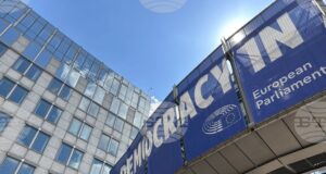 Групата "Обнови Европа" в ЕП ще изпрати мисия в България, свързана с върховенството на закона