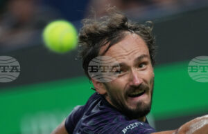 Даниил Медведев продължава напред на турнира в Алмати по тенис, ще се опита да спечели първа титла в АТР от 2023-а година насам