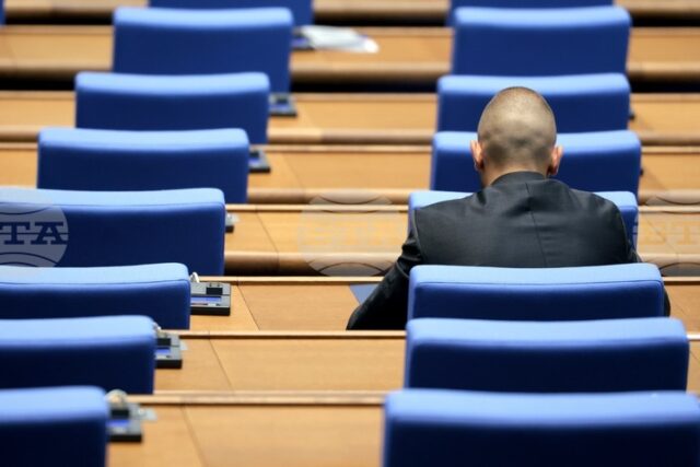 Два законопроекта за модернизацията на армията приема НС Народнотсъбрание