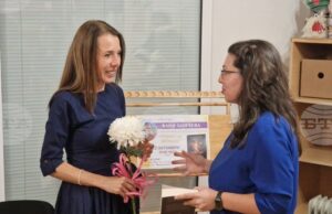 Дебютният ми роман „Грехът на монаха“ е урокът ми по прошка, каза във Велико Търново Ваня Бойчева