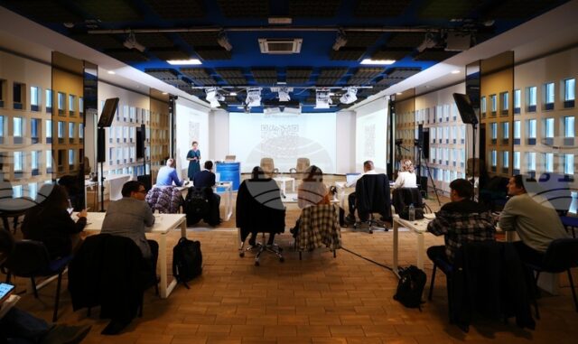 Дезинформационните кампании и работата на ЕП бяха сред акцентите във Дезинформационните кампании и работата на ЕП бяха сред акцентите във втория ден от обучението за млади журналисти