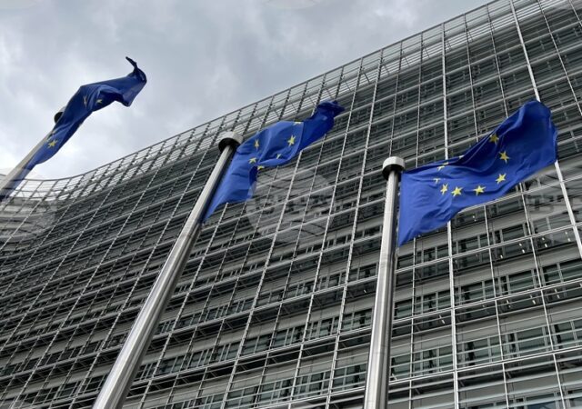 Европейската комисия засега не отчита заплаха за доставките на горива Европейската комисия засега не отчита заплаха за доставките на горива в ЕС след последните санкции срещу Русия