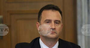 Изпълнението на Вертикалния газов коридор върви по график, каза министър Станков