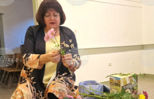 Икебаната учи да освобождаваме съзнанието си от проблеми, каза за БТА председателят на на Сдружение „Сога“ Валентина Герова