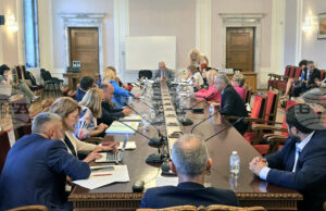 Информация за новите отговорности на Националния център за информация и документация се представя в Комисията по образованието и науката