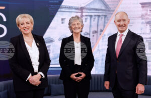 Ирландия избира днес новия си президент измежду две жени Ирландия избира днес новия си президент измежду две жени