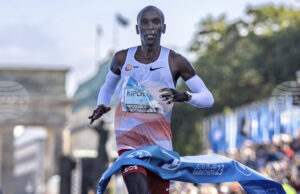 Кениецът Елиуд Кипчоге потвърди участието си в Маратона на Амстердам в неделя