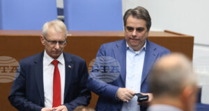 Конгресът на АЛДЕ излезе с резолюция срещу политическите арести в България, съобщиха от "Продължаваме промяната"