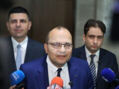 Мартин Димитров: Правителството е турболяво и е готово да се оправдава и с хан Аспарух Мартин Димитров