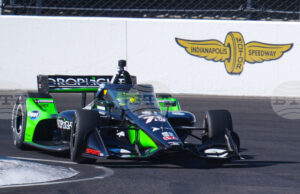 Мик Шумахер не изключва да кара в ИндиКар през следващата година