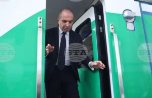 Министър Гроздан Караджов е разпоредил проверка и са установени служители от Железопътна секция – Шумен, които са заловени да крадат плодове