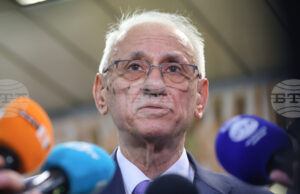 Министър Силви Кирилов изиска незабавен доклад от директора на болница „Проф. Иван Киров“ заради случай на майка и бебе, получили увреждания на очите от UV лампа Министър Силви Кирилов изиска незабавен доклад от директора на болница „Проф. Иван Киров“ заради случай на майка и бебе, получили увреждания на очите от UV лампа