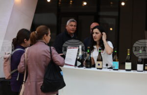 Над 40 български вина могат да опитат жителите и гостите на столицата днес и утре под куполите на Ларгото