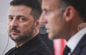 ОБНОВЕНА Зеленски е заявил на Макрон, че Украйна има нужда от повече системи за противовъздушна отбрана ОБНОВЕНА Зеленски е заявил на Макрон, че Украйна има нужда от повече системи за противовъздушна отбрана