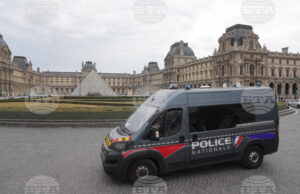 Кражба в Лувъра