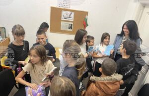 Образователен урок за родопските будители се проведе във филиал „Стар център“ на Регионална библиотека в Смолян Образователен урок за родопските будители се проведе във филиал „Стар център“ на Регионална библиотека в Смолян