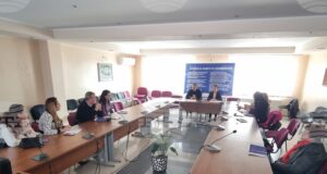 Опасения от евентуални измами след приемането на еврото бяха коментирани на среща с представители на КЗП и НАП в Две могили