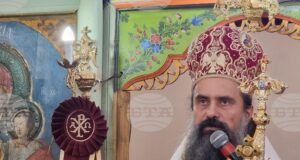 Патриарх Даниил отслужи света литургия по повод храмовия празник на кюстендилската църква "Св. вмчк Димитър Солунски"