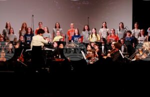 Певците от Детския радиохор пяха и танцуваха по време на концерта „Фиеста – радостта от музицирането“ в НДК