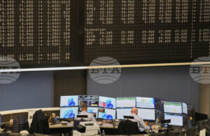 Предимно с повишения завършиха търговията водещите европейски пазари, акциите на Ел Ве Ем Аш скочиха с над 12 на сто