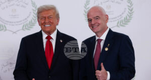Президентът на ФИФА Джани Инфантино присъства на церемонията по прекратяване на огъня в Газа