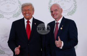 Президентът на ФИФА Джани Инфантино присъства на церемонията по прекратяване на огъня в Газа