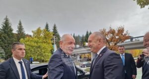 Продължава визитата на президентът на Унгария Тамаш Шуйок в България по покана на българския държавен глава Румен Радев.