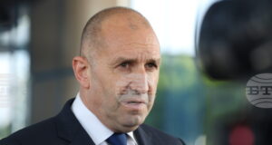 РСМ е готова да окаже подкрепа за справяне с последиците от наводненията, съобщи Румен Радев след разговор с колегата си Гордана Силяновска
