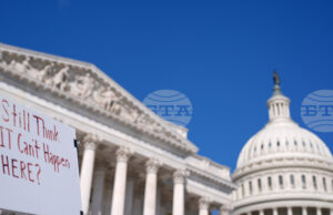 Републиканският законопроект за прекратяване спирането на работата на американското правителство не бе приет в Сената; гласуването продължава Републиканският законопроект за прекратяване спирането на работата на американското правителство не бе приет в Сената; гласуването продължава