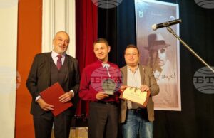 С тържествено награждаване беше закрито осмото издание на Националния фестивал на старата градска песен „Георги Бейков“ в Свищов