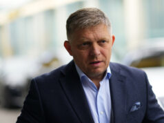 Роберт Фицо