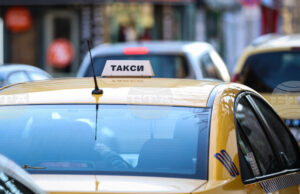 Столичната комисия по транспорт ще обсъди в понеделник искането на таксиметровия бранш за актуализация на цените