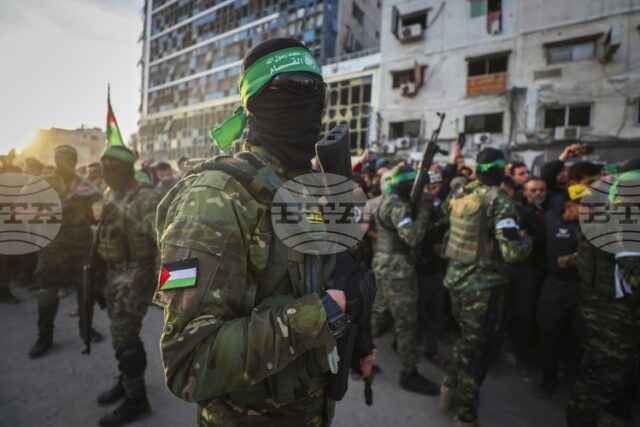 "Хамас" публикува списък с имената на 20 израелски заложници, които ще бъдат освободени
