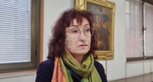 Хората, които се занимават с изкуство, са надарени с Божията искра, каза в Търговище директорът на Националната галерия Анелия Николаева