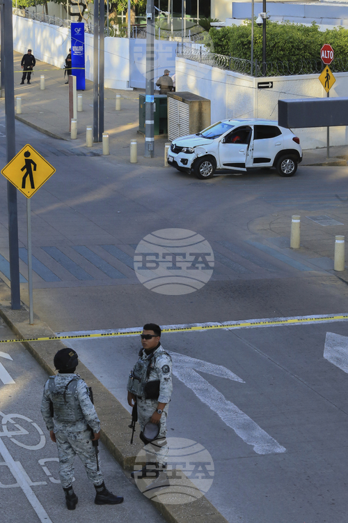 Шестнадесет членове на престъпна мрежа са арестувани в Мексико за Шестнадесет членове на престъпна мрежа са арестувани в Мексико за убийството на двама колумбийски музиканти