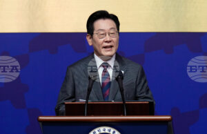 Южнокорейският президент предупреди за засилващите се по света протекционизъм и национализъм