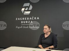 Въвеждането на еврото допълнително осветли икономиката в Хърватия, но не мина без предизвикателства за бизнеса и потребителите, посочиха експерти пред български медии