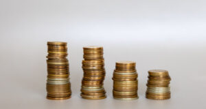 Пари, икономика